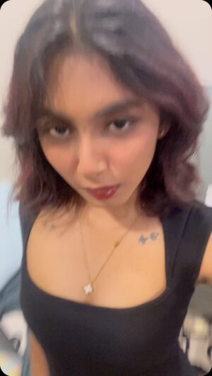 kavyyaa Instagram - Neeelaambariiii is for women ❤️🫦

#love #reels #trending #trendingreels
#reels #reelsinstagram #instagram #trending #viral #explore #love #instagood #explorepage #tiktok #reelitfeelit #india #follow #photography #fyp #reel #instadaily #followforfollowback #reelsvideo #fashion  #foryou #reelkarofeelkaro #glowup #insta #foodie #tamil #tamilaesthetic