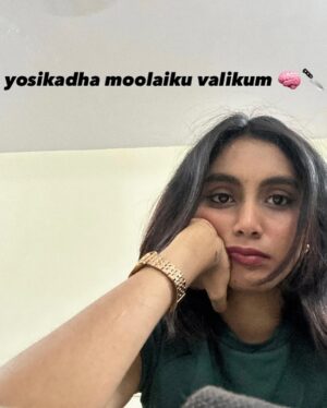 kavyyaa Instagram - thanimai mattume minjum namaku😂🫵🏼