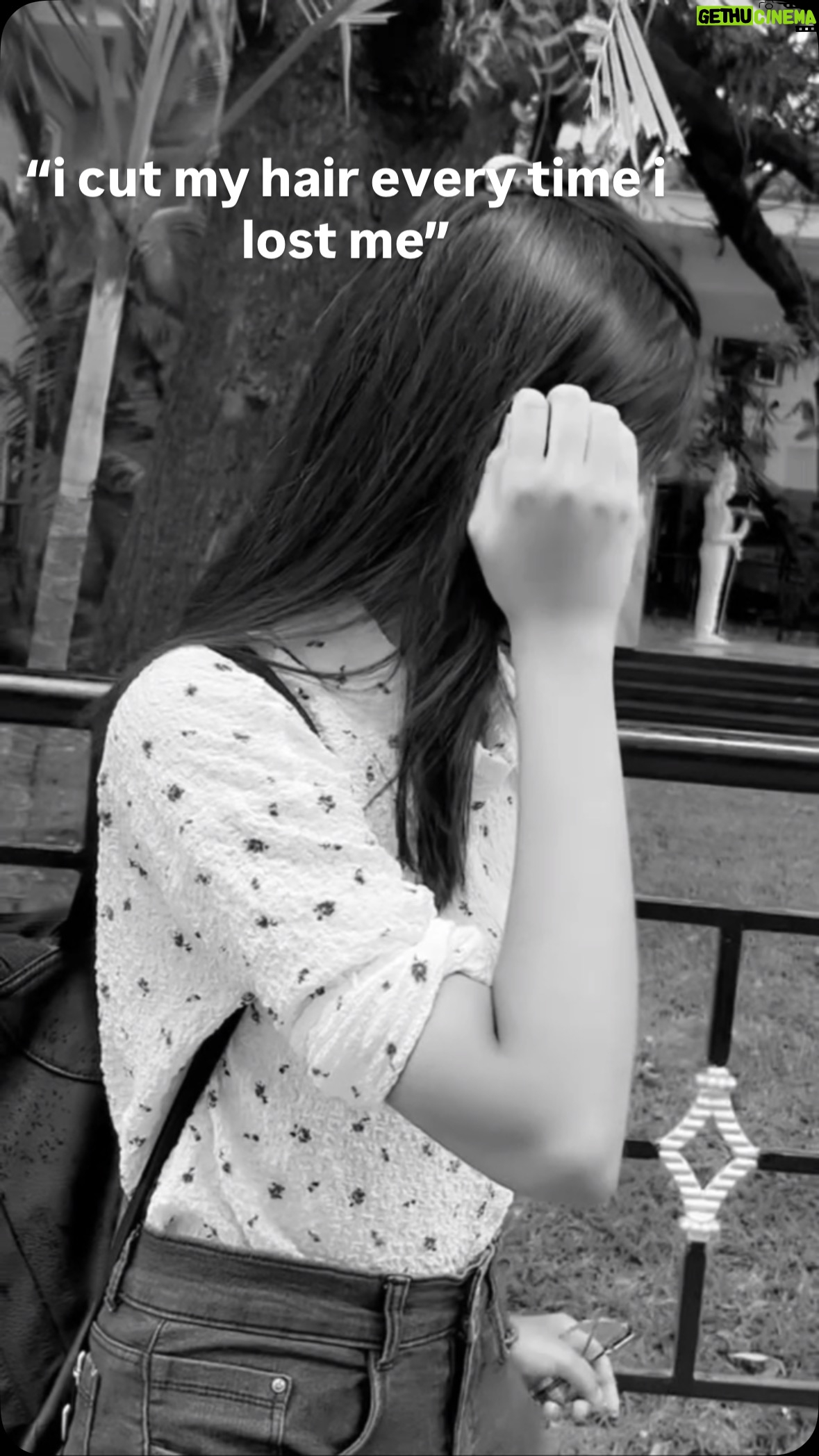 kavyyaa - 81K Likes - Cutting your hair is more than just a change,it’s a release. It’s like saying, “I’m done carrying the weight of everything that broke me.” Every strand that falls is a piece of the pain, the heartbreak, the trauma you’ve held onto for so long. It’s emotional, like shedding layers of who you used to be, making space for someone stronger, freer, and lighter. A fresh cut isn’t just about how you look
it’s about how you heal. ❤️
