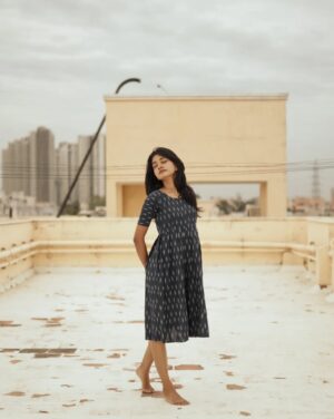 laavanya prol Instagram - Dear comrade ✨ 
📸@vasy_vendra 🤍
👗@thread_and_needle_theapparels 
.
.
.
.
#photooftheday #pinterestaesthetic #dress #outfits #photoshooting #photographylovers #potraitphotography #potrait #goldenhour #dearcomrade #instagood #instapost #instafashion #photographer #goodvibes #trend #vibes