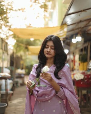 laavanya prol Instagram - Fav song 🦋
Outfit @aarni.clothing 🪻💜
📸@vasy_vendra 🤌🏻❤️
.
.
.
.
#photooftheday #candid #instagood #fashionstyle #pinterestaesthetic #photographylovers #portrait #potraitphotography #picoftheday #indianwear #fashionmodel #fashion #candidphotography #goodvibes #goldenhour #trend #tamilmusic #photoshoots #photoshoot #smile