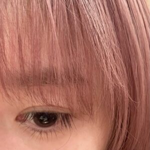 milet Instagram - 今日でデビュー6周年を迎えました。
新しい挑戦もしながら日々歌ってます。
今日も良い曲作ってるんだ。
聴いてくれるあなたの顔を思い浮かべながら。
音楽に、あなたに、救われてます。
応援してくれてありがとう。
Lots of love💚🩷