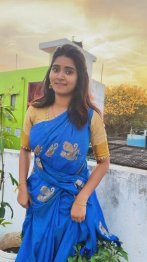 reshma reshu Instagram - Vanthuche peelings eh❤️🔥