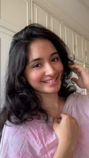 rj shree Instagram - Namakku namala rombaa pudikum 🤌❤️

#rjshree #instagram #post #reels #pov 
#instagood #instadaily #instagood #friends