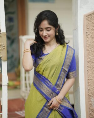 rj shree Instagram - இனிய தை திருநாள் பொங்கல் வாழ்த்துக்கள் 🌾♥️

#rjshree #instagram #post #instagood #instadaily #pongal #2025 #self