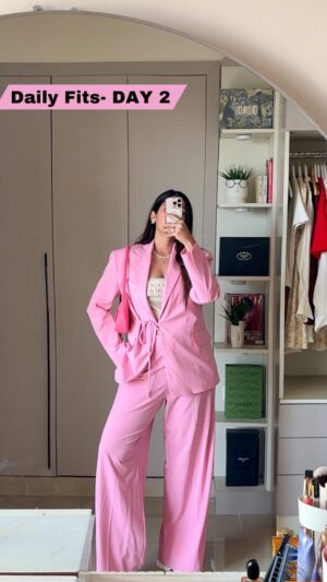soundarya thakur Instagram - Day 2 of Weekly Fit Challenge! Today’s event fit—formal, but making it fashion, summery and comfy.💞

🔗 Fit Link Attached 

#grwm #grwmreel #WeeklyFitChallenge #GRWM #soundaryathakur #formocloset
