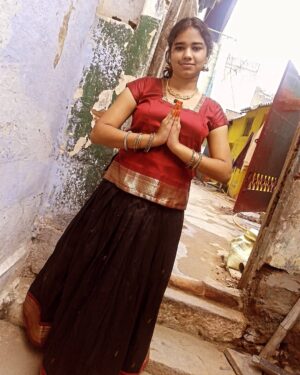 srimathi chimu Instagram - Guess my Age🐒