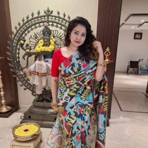 srimathi chimu Instagram - Naanum Pennaga Unarndha Tharunam🩷🙊
Thankyou for The Pleasant stay  @dsrmadhanam ☺️💖It was so peaceful😌 
Wearing saree from @the.label.i 🥰 loved it !