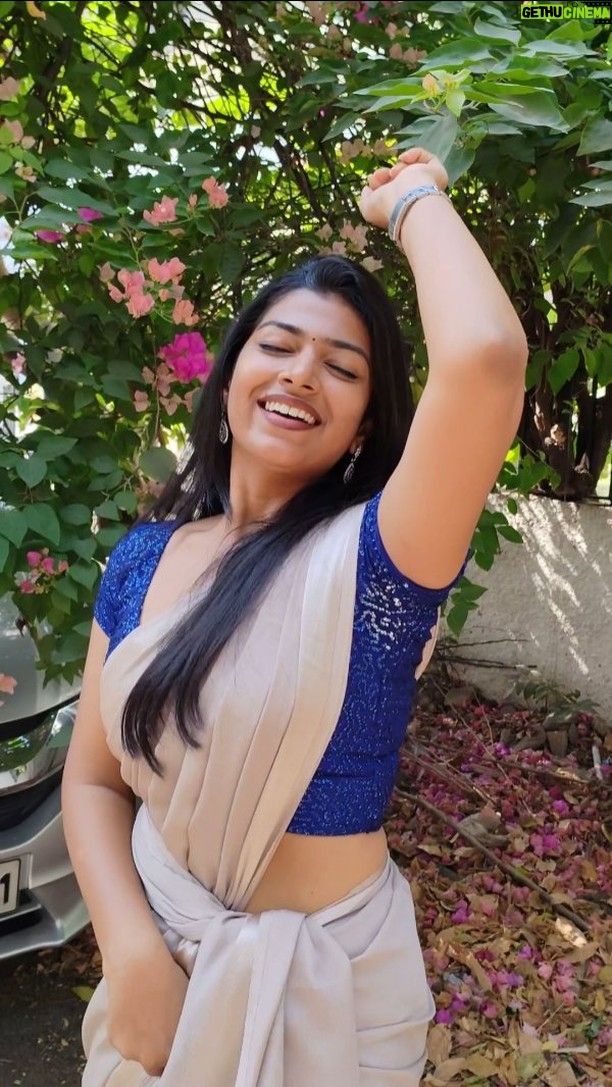 swetha kumar - 22.6K Likes - Thakida Thakida Thakida Thaa..... ššāØ #hookstep #challenge #trending #dofollow @swethakumar_off
#saree #dance #reels #reelsinstagram #instagram #tamil #duetwithme #remixonreels #swethakumar_off