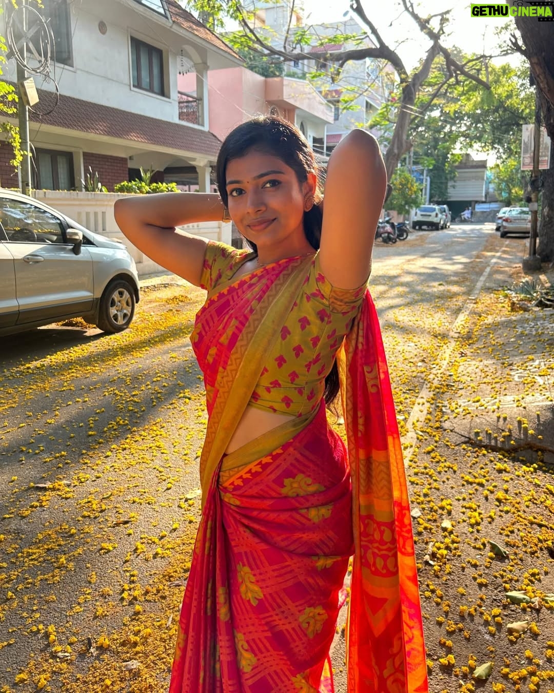 swetha kumar - 21.9K Likes - Happy International Womens day🖤🦋✨ here we have some compilation my pics😍⚡Women will continue to shine, inspire, and break barriers #womensday #wishes #dofollow @swethakumar_off
#trending #picoftheday #compilation #instagram #threads #swethakumar_off