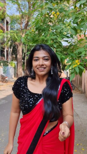 swetha kumar Instagram - Mind Voice♥️🦋 - Nama Paatuku Aaduvom😂😅 #justforfun @swethakumar_off 

#vettaiyan #rajinikanth #anirudh #manjuwarrier #redsaree #dance #reels #instagram #trending #remixonreels #viralreels #tamil #swethakumar_off