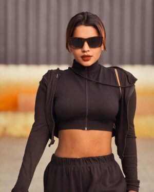 veena jessi Instagram - In my gym girl Era 🏋️‍♀️ 💪🏻

#workoutmotivation #gymfits #workhard #fitnessgoals #fitnessmodel #gymworkout #trending #explorepage