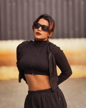 veena jessi Instagram - In my gym girl Era 🏋️‍♀️ 💪🏻

#workoutmotivation #gymfits #workhard #fitnessgoals #fitnessmodel #gymworkout #trending #explorepage