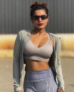 Actress veena jessi HD Photos and Wallpapers February 2025