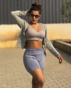 Actress veena jessi HD Photos and Wallpapers February 2025