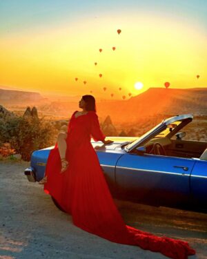 Aarya Maya Instagram - Trying to free up some phone memory and thought of deleting old pics… but then I came across these beautiful moments from Turkey! From Cappadocia to Istanbul to Antalya, it was a wondertrip I’ll cherish for life. Couldn’t delete without sharing these memories 💫 

#turkey #adventure #tripmemories #hotairballoons #beachlove❤️ #islandgirl
