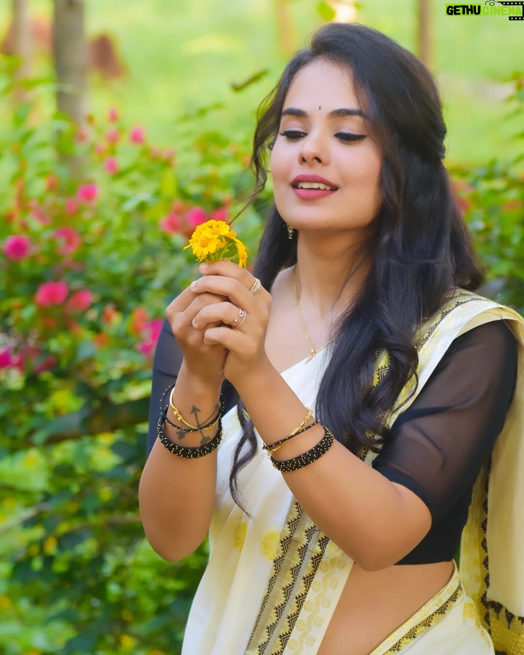 Abhijna Vishwanath - 87.9K Likes - Edhuru nenne beku♥️
Swipe ➡️