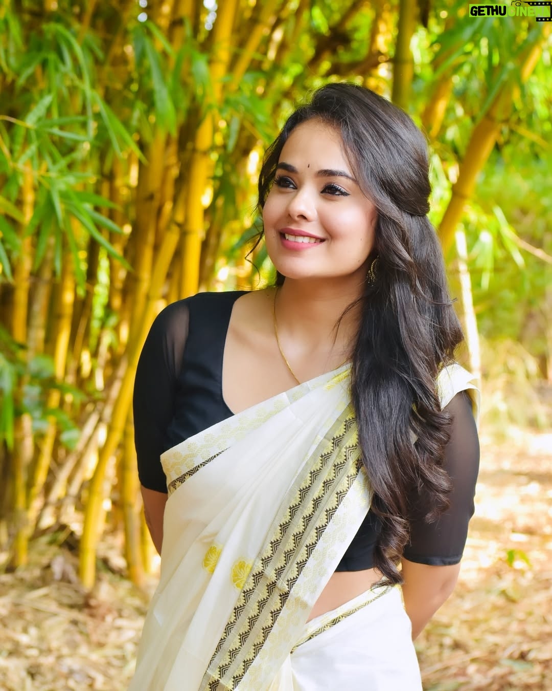 Abhijna Vishwanath - 87.9K Likes - Edhuru nenne beku♥️
Swipe ➡️