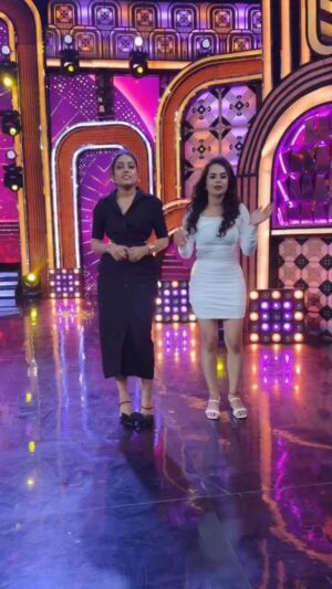 Abhijna Vishwanath Instagram - QATAL ⚡️
#dancereel #qatal #ananyaamar #abhijnabhat #bharjaribachelors #zeekannada #BBS2 #BB #trending
