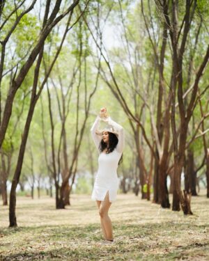 Abhijna Vishwanath Instagram - ➡️🦢🤍