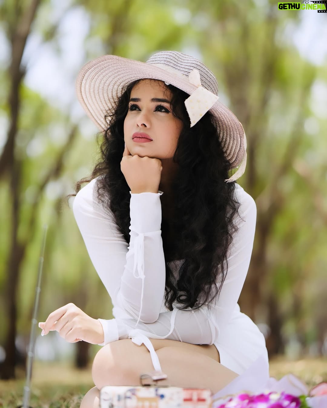 Abhijna Vishwanath - 54K Likes - ➡️🦢🤍