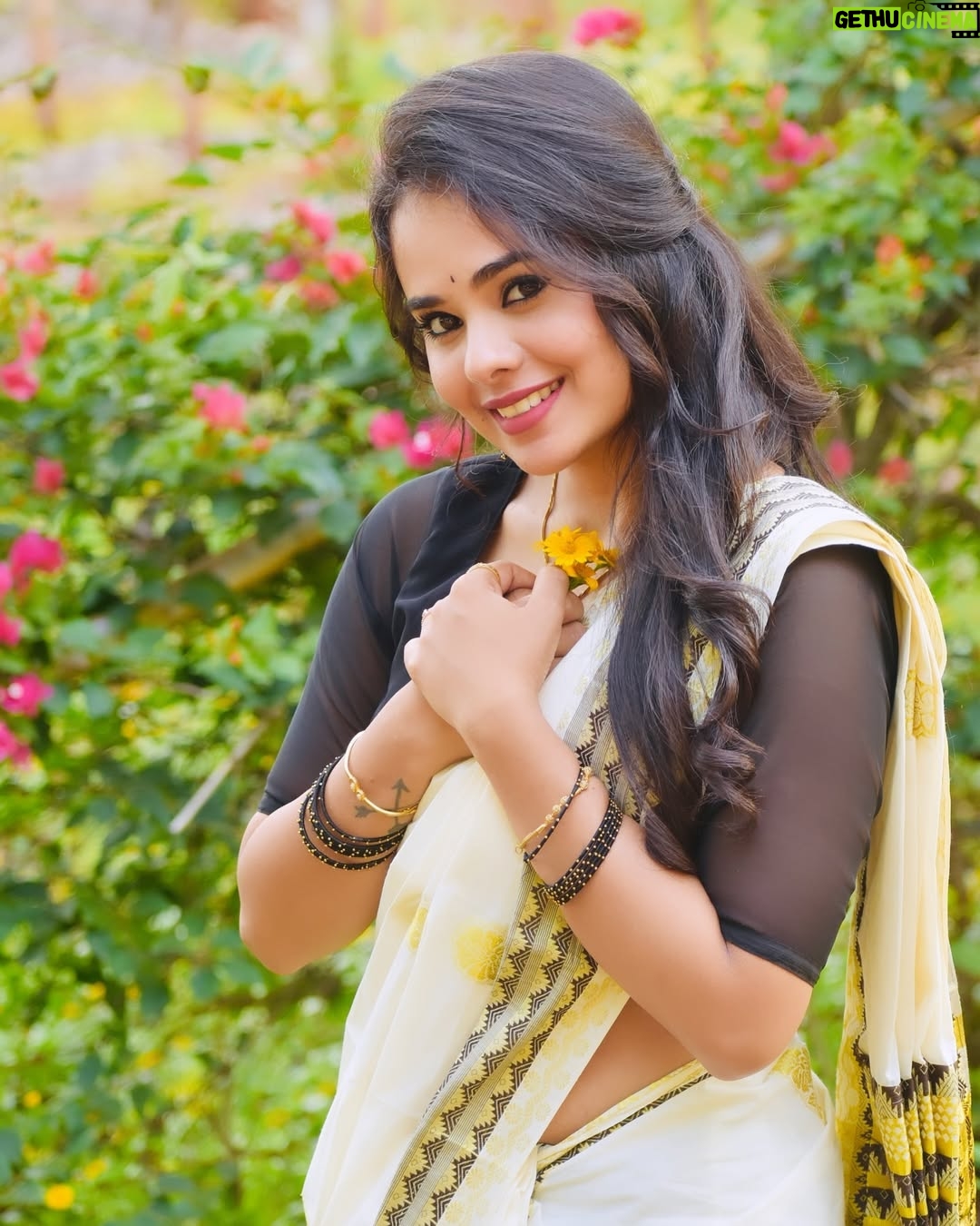 Abhijna Vishwanath - 87.9K Likes - Edhuru nenne beku♥️
Swipe ➡️