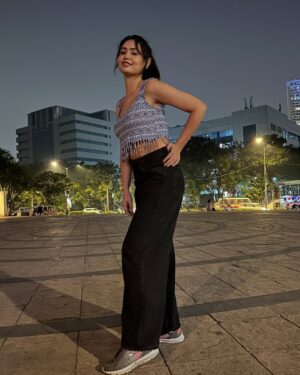 Aditi Rawat Instagram - City lights, summer nights ✨
.
.
.
#newpicture #aditirawat #ɪɴsᴛᴀᴍᴏᴏᴅ #actress #cute #instsgram #picoftheday