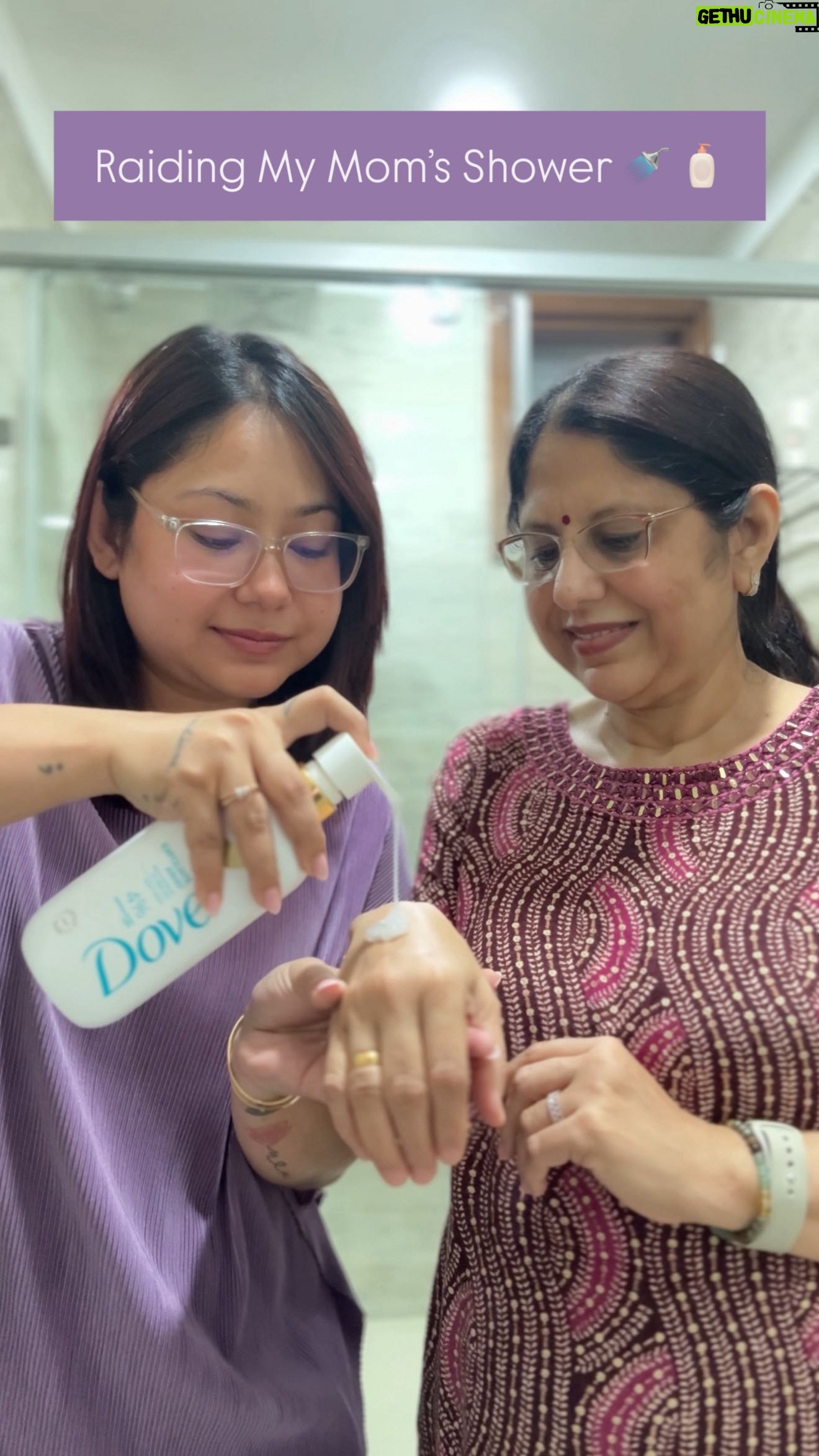 Aditi Shrestha - 5.5K Likes - Raided mom’s shower and found… prehistoric skincare 🚨🫣
Swapped it with Dove *Exfoliate Away* Serum Body Wash because her skin deserves hugs🩷not trauma
She’s a skincare girlie now soooo…Mission: successful ✅
@doveindiachannel
#Dove #DoveIndia #DoveSerumBodywash #DoveExfoliateAway #Ad