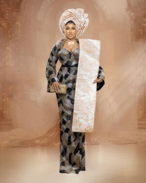 Adunni Ade Instagram - Now this is beautiful Mary! Wishing you a wonderful birthday, Mary! May your life be filled with love, laughter, and the mercy of Allah. May doors of blessings open forth for you! Your life will never be the same! From Grace to Grace!
Happy Birthday @maryjaymakeover