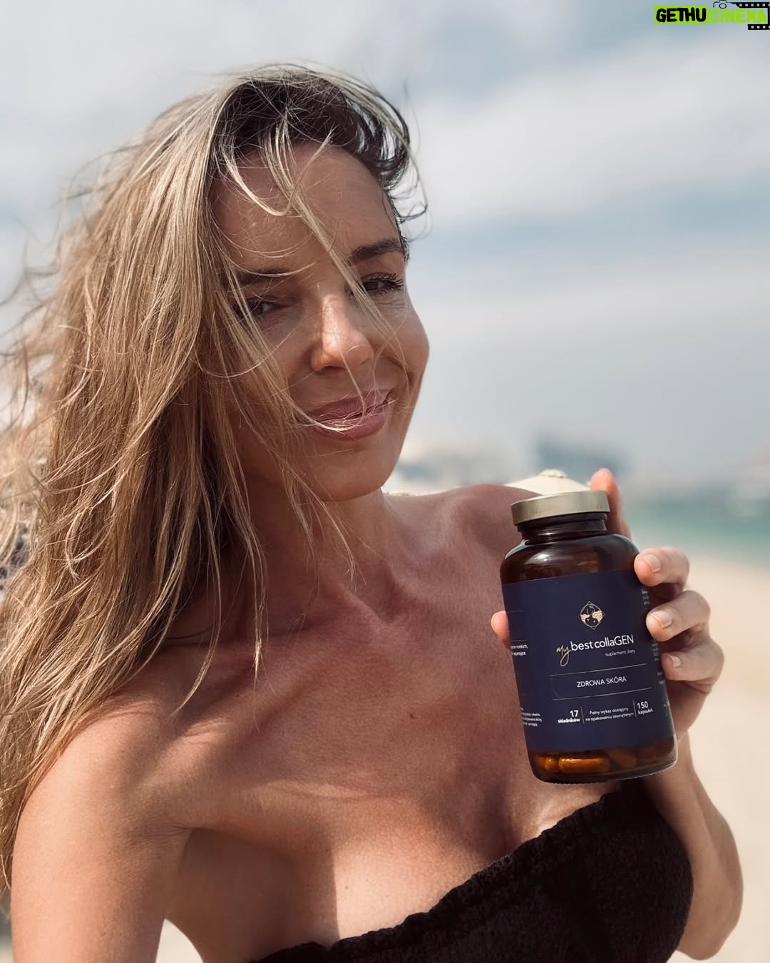 Agnieszka Włodarczyk - 3 Likes - Czy zwykła suplementacja kolagenem wystarczy? 🤔💊
Nie każdy kolagen działa tak samo! MyBestCollaGEN to więcej niż standardowy kolagen – to zaawansowana formuła, która wspiera skórę, włosy i stawy dzięki wyjątkowemu połączeniu składników:
💙 4 rodzaje kolagenu morskiego – maksymalna biodostępność i skuteczność
💧 Kwas hialuronowy – intensywne nawilżenie i elastyczność skóry
🛡 Koenzym Q10 & astaksantyna – silna ochrona przed wolnymi rodnikami i starzeniem
✨ Cynk, biotyna, skrzyp polny – dla mocnych włosów i paznokci
🍊 Witamina C – niezbędna do produkcji kolagenu
Macie ode mnie kod rabatowy Agnieszka25 i -25 % na wszystko przez cały MIESIĄC💪
A Ty? Stosujesz kolagen? Jakie efekty zauważyłeś? Podziel się swoimi doświadczeniami😉
#reklama #kolagen #suplementacja #zdrowaskóra #antiaging #piękno #skincare #zdrowie