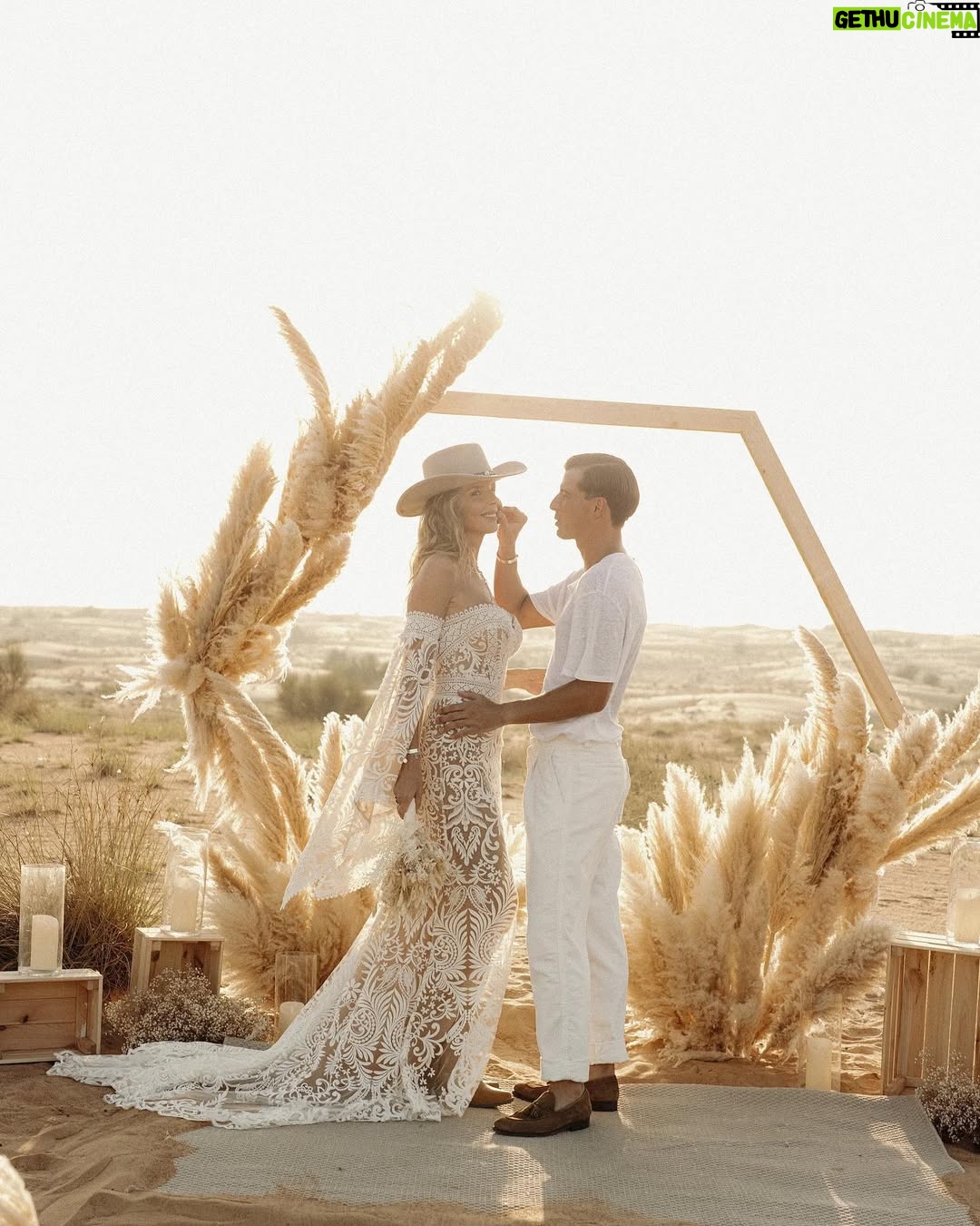 Agnieszka Włodarczyk - 102.8K Likes - 29.11.23 ♥️
#justmarried #love #forever