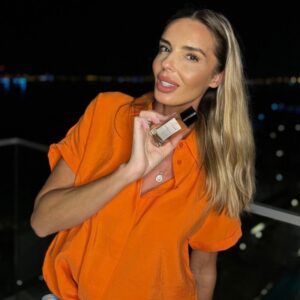 Agnieszka Włodarczyk Instagram - A jak Wam mija majówka? Czym pachniecie?❤️