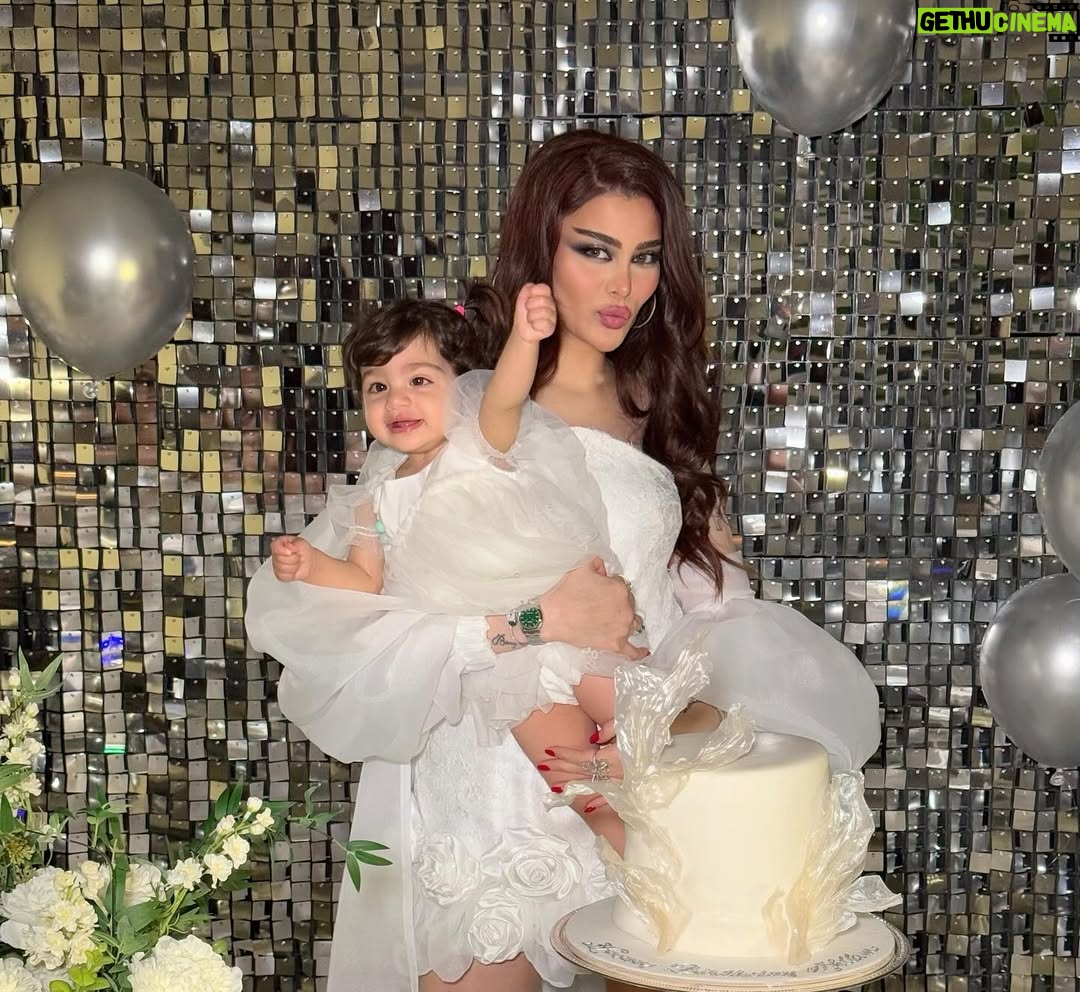 Ahllam - 64.5K Likes - و شماهايى كه جانِ منين🥹♥️
#ياربي