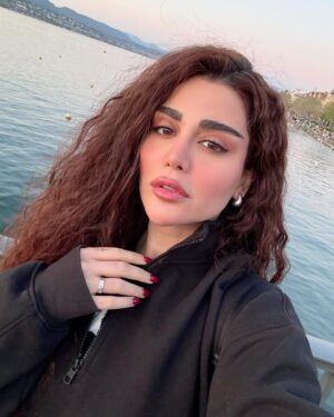 Ahllam Instagram - بماند به يادگار از كنسرتِ سوييسِ شهرِ زيباىِ زوريخ ، عكس اول هم با سهيل جونم گذاشتم كه پدرِ همه ى ما بچه ى هاىِ EMH 
هستن و ما همه عاشقشيم