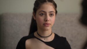 Aicel Ramzy Instagram - صاحبتك اللى ماشيه تصلح وراكى🫣

#aicel_ramzy #aicelramzy #aicel_ramzy_official #أيسل_رمزي #أيسل_رمزى #البحث_عن_علا