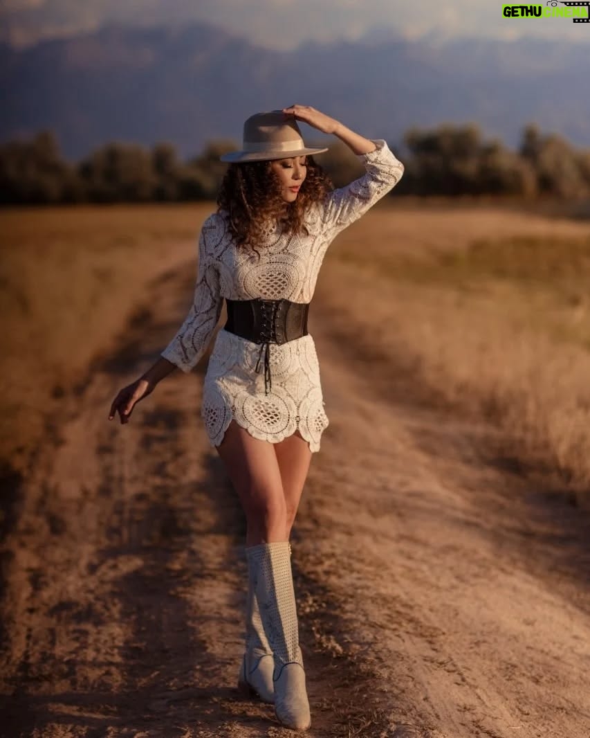 Aigul Imanbaeva - 9.1K Likes - Сәлем Достар❤
Жуырда жағымды жаңалық🤩
Не деп ойлайсыздар... 😜☺️
#АйгүлИманбаева
#АйгульИманбаева
#АИ
#фотосет