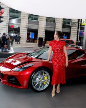 Aigul Imanbaeva Instagram - «Вся красота мира в одной картинке»