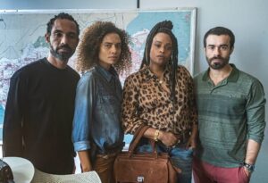 Aisha Jambo Instagram - Bom dia! Muito feliz com meu mais novo trabalho ‘A Divisão’ 4 temporada no @globoplay . Estou adorando a nova aventura dos policiais, e, como todo mundo que já assistiu, curiosíssima para saber o que vem na 5 temporada! Que suspense!

Em uma combinação intensa de adrenalina, tensão e emoção, nesta nova fase, a Divisão Antissequestro enfrenta desafios ainda maiores, com sequestros se tornando cada vez mais alarmantes no Rio de Janeiro. 

#adivisaoaserie @afroreggaeaudiovisual