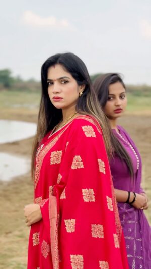 Aishu Iyer Instagram - which movie is this ???

#ML ❤️