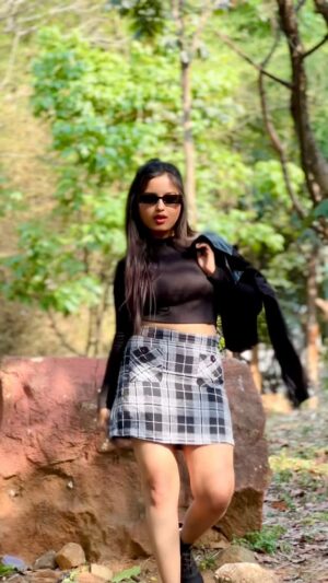 Aishu Iyer Instagram - Which movie song is this😎😎😎

#ML