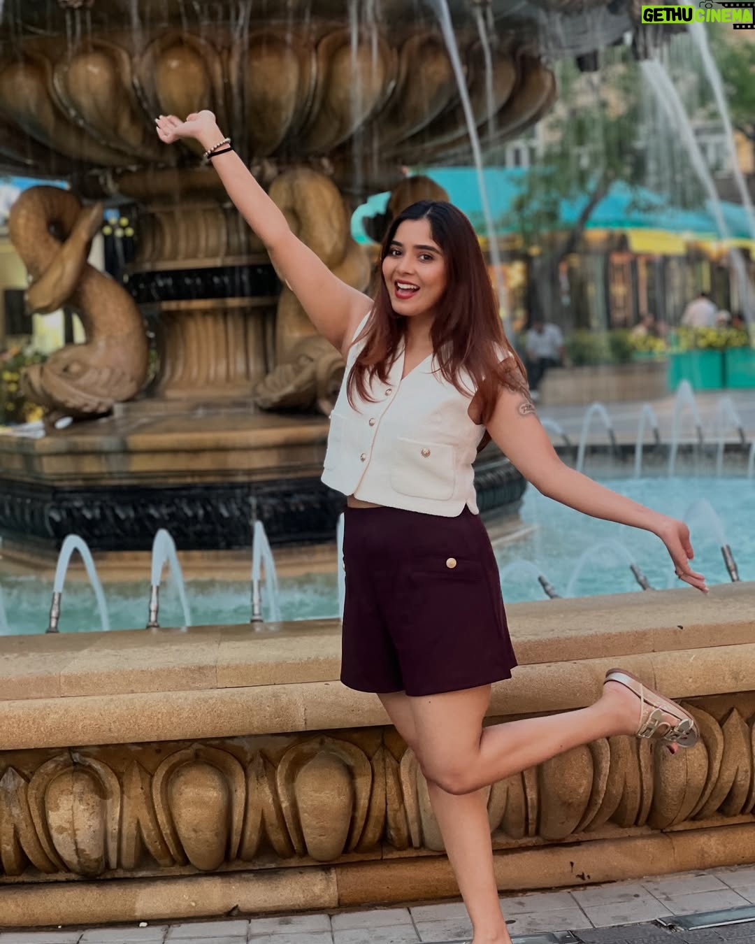 Aishwarya Shindogi - 38.8K Likes - Up in the clouds on my way to unknown things ✈️🗺️