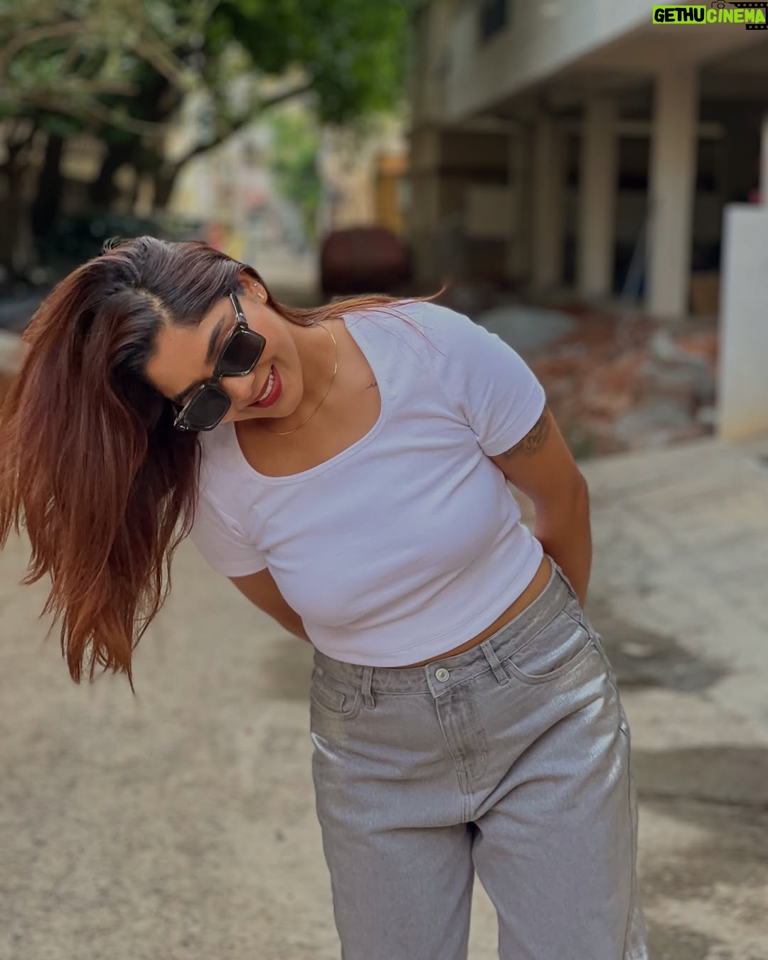 Aishwarya Shindogi - 70.7K Likes - Bittaku bittaku 😋