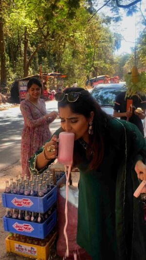 Aishwarya Shindogi Instagram - Late to the trend !!! But had to do this 😋🙆🏻‍♀️