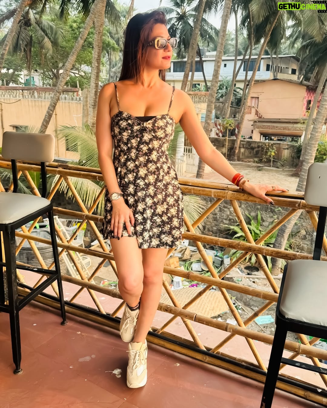 Akanksha Juneja - 1.2K Likes - Every sunset is an opportunity to reset 💃🥰
Wearing @pamwworldlive
#photoshoot #photooftheday #photography #collabration #ootd #outfit #outfitoftheday #sunset #look #fashionista #casual #fashiongram #viral #viralpost #foryou #foryoupage #explore #exploremoreً #trend #trendy #actres #akankshajuneja