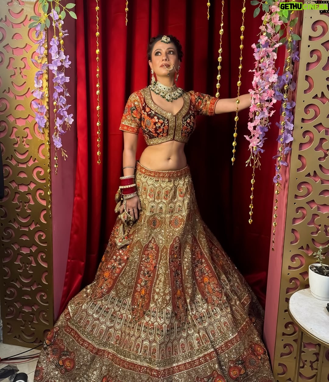 Akanksha Juneja - 3 Likes - Counting days till forever starts 🥰
Makeup @faceartistrybynehanarang @neha.narang4
Hair @artistry_by_akanksha
Costume and jewellery @rent_your_wardrobee
#photooftheday #photography #photoshoot #bride #bridalmakeup #collaboration #look #outfit #ootd #ootdfashion #indianbride #foryou #instagood #foryoupage #explore #explorepage #trend #viral #viralpost #actress #akankshajuneja