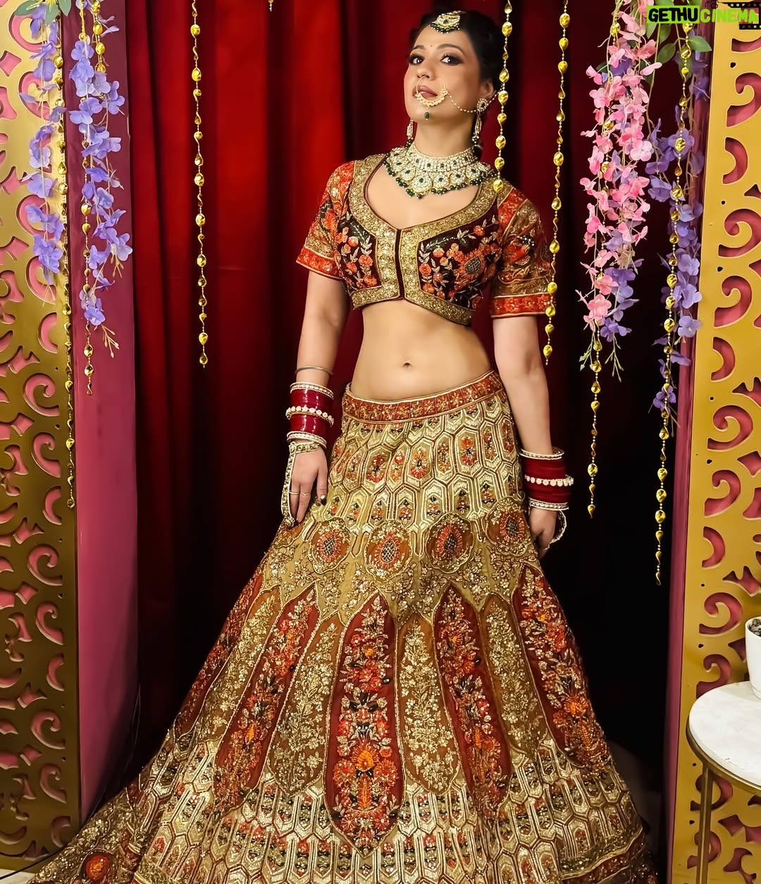 Akanksha Juneja - 3 Likes - Counting days till forever starts 🥰
Makeup @faceartistrybynehanarang @neha.narang4
Hair @artistry_by_akanksha
Costume and jewellery @rent_your_wardrobee
#photooftheday #photography #photoshoot #bride #bridalmakeup #collaboration #look #outfit #ootd #ootdfashion #indianbride #foryou #instagood #foryoupage #explore #explorepage #trend #viral #viralpost #actress #akankshajuneja