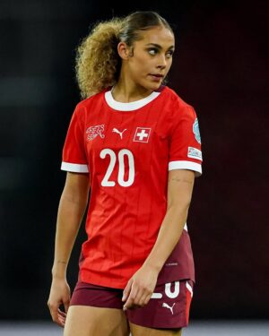 Alayah Pilgrim Instagram - 🇨🇭 Alayah Pilgrim 🎂

#HBD #WEURO2025