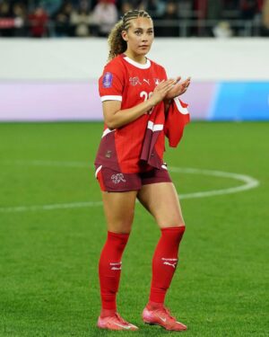 Alayah Pilgrim Instagram - 🇨🇭 Alayah Pilgrim 🎂

#HBD #WEURO2025