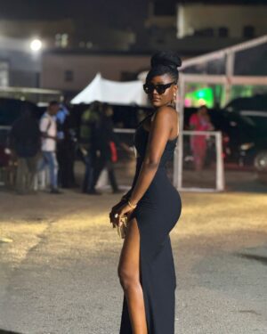 Alex Asogwa Instagram - A time was had 💃🏽, blurry images and happy memories because my sweetheart @dimmaumeh said yes and stepped into forever for the first and final time 💍🤵🏾♂️👰🏽♀️🥰.
Wearing @nelowoman.rtw and being that girl as always 💅🏾 🦋.