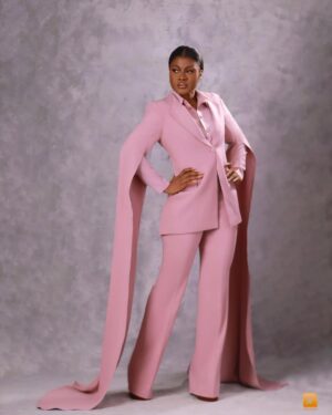 Alex Asogwa Instagram - I was about to overthink the caption but no.
What’s your favorite slide and how will you rock this @medlinboss fit?
Yesterday (last 4 slides) was beautiful with @hernetworkonline
@omawumio I hope I can rest small 🤣
Photos taken 25 October 2023.
Posted 17 September 2024. 😁
Outfit @medlincouturecollection